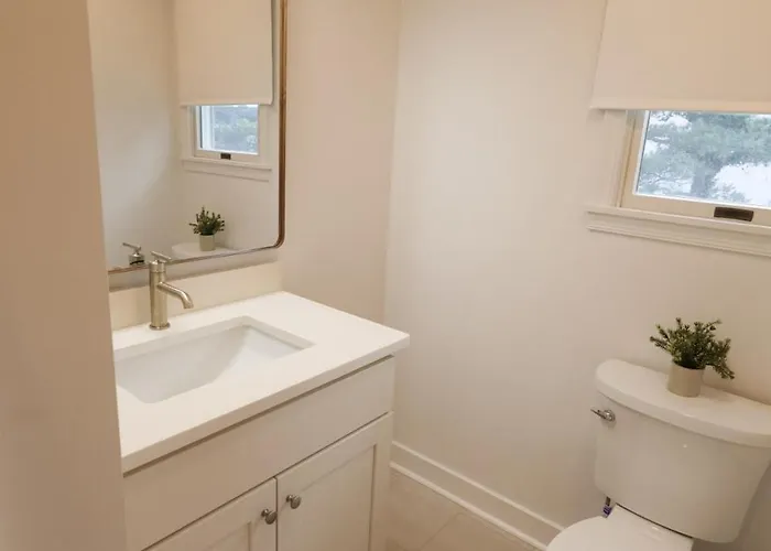 Walk To Harborside Sleeps 16 Boat Trailer Parking Ocean City